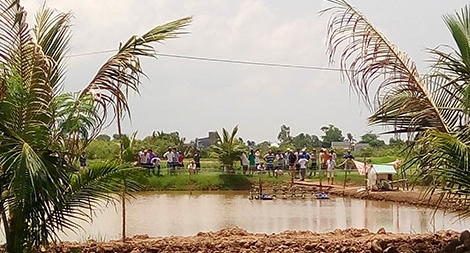 Chủ ao tôm chết với nhiều vết thương trên người