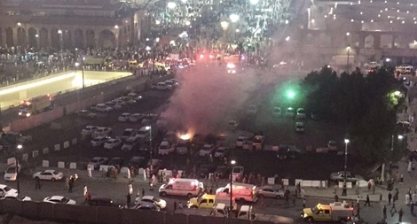 Đánh bom đền thờ Hồi giáo ở Medina và Qatif