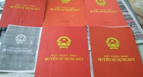 Kiểm tra thông tin UBND xã giữ sổ đỏ của 150 hộ dân suốt 19 năm