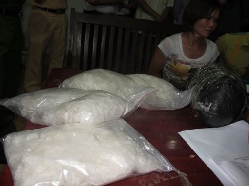 “Nữ quái” chọn quán ăn làm nơi giao dịch ma túy