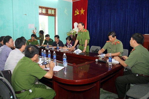 Thượng tướng Lê Quý Vương trực tiếp chỉ đạo điều tra, làm rõ vụ thảm án ở Lào Cai