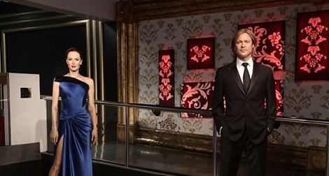 Tượng sáp Brad Pitt và Angelina Jolie bị tách đôi sau khi ly hôn