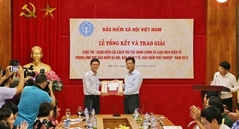 Trao giải cuộc thi sáng kiến trong lĩnh vực bảo hiểm