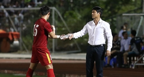 AFF Cup của  Nguyễn Hữu Thắng