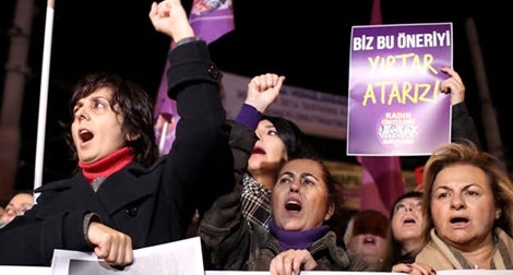 Tranh cãi về dự thảo luật  "cổ vũ cho nạn hiếp dâm trẻ em"