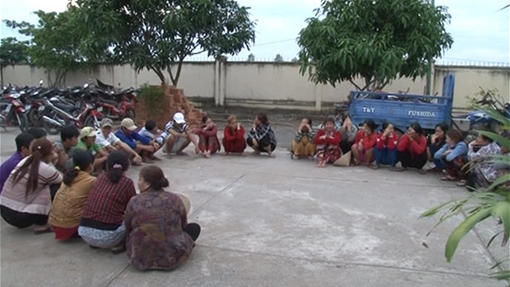  Bắt quả tang 30 đối tượng đánh bạc ăn thua bằng tiền