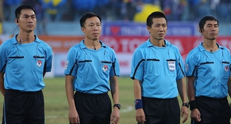 Án ngầm V.League ngay sau vòng 1