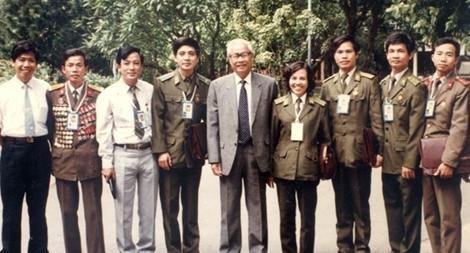 Tấm lòng vàng của người cựu cán bộ Công an