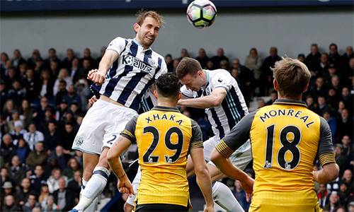 Arsenal bại trận, lỡ cơ hội áp sáp top 4