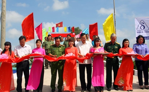 Công an TP Cần Thơ khánh thành cầu nông thôn