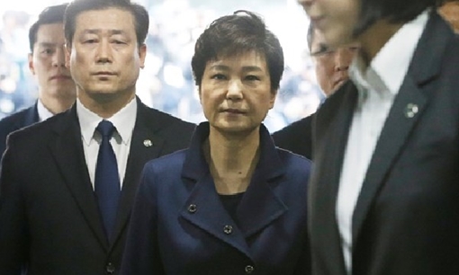 Cựu Tổng thống Park Geun-hye hầu tòa