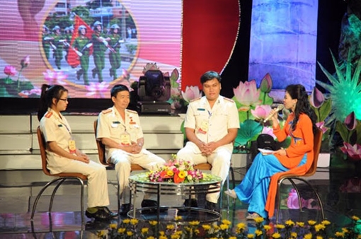 Cái "đầu lạnh" của người làm nhiệm vụ ở điểm nóng