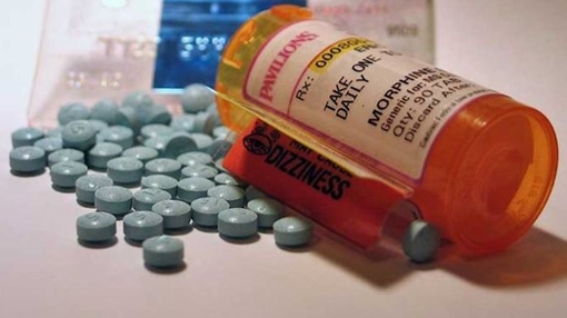 Mỹ tuyên chiến với đại dịch opioid