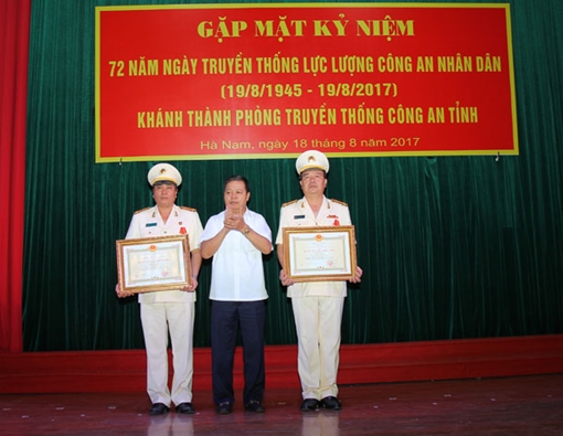 Công an Hà Nam khánh thành phòng truyền thống