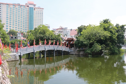 Độc đáo đền Cẩu Nhi