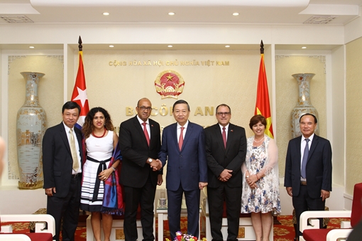 Thắt chặt thêm tình hữu nghị Việt Nam - Cuba