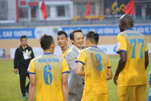 FLC Thanh Hoá: Cẩn thận, "vết dầu loang"