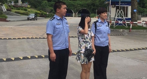 Hết tiền tiêu, người yêu cũng bán