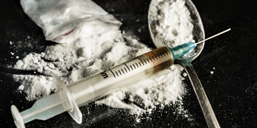  Đang đi chữa bệnh bắt buộc vẫn tiếp tục mua bán heroin