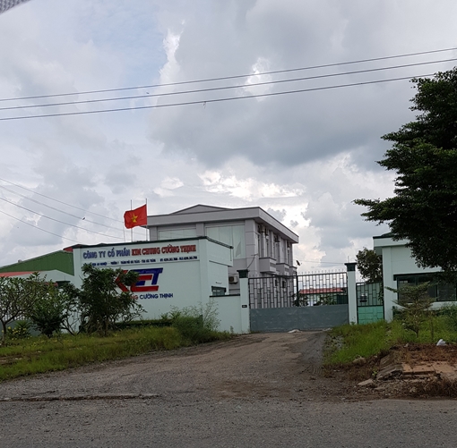 Điều tra vụ công nhân tử vong cạnh thang máy