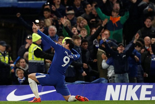 Morata tỏa sáng, Chelsea đè bẹp Man Utd