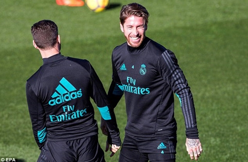 Thày trò Zidane tươi cười trước đại chiến thành Madrid