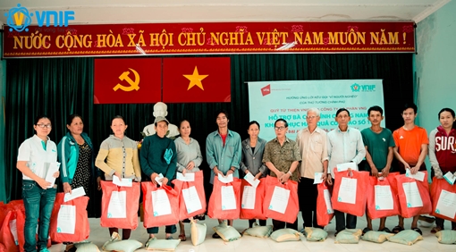 Quỹ VNIF dành nửa tỷ đồng cứu trợ đồng bào gặp thiên tai