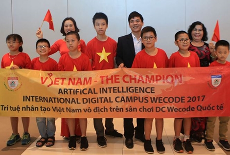 Việt Nam lần đầu tiên vô địch cả 3 cấp độ tại cuộc thi lập trình quốc tế Wecode