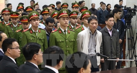 Ông Đinh La Thăng bị phạt 13 năm tù, buộc bồi thường 30 tỷ đồng