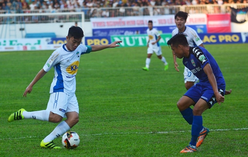 Khai mạc V.League 2018: Độ “chín” tuổi 23…