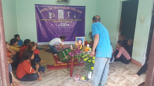 Đi chơi thác, hai thiếu nữ bị nước cuốn tử vong