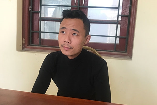 Gã con rể chịu khó "thăm nhà" mẹ vợ