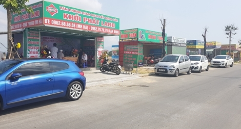 Giàu lên nhờ sốt đất và những hệ lụy tiềm ẩn