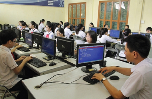 108.000 học sinh vùng khó khăn được tiếp cận tin học ứng dụng và khoa học máy tính