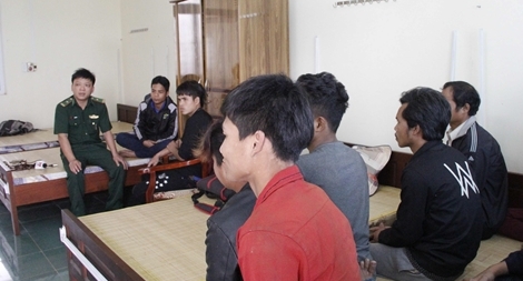 Cảnh giác nạn cò lao động ở miền núi