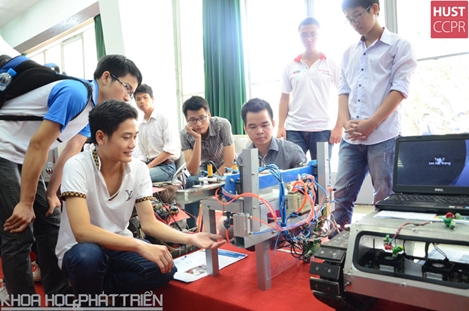 Để các sản phẩm khoa học trong trường đại học không  “cất ngăn kéo”