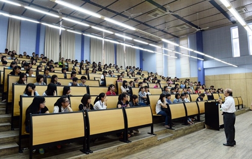 Bài 2: Những “nút thắt” cần gỡ bỏ để trường đại học phát huy sáng tạo