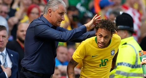 Brazil sắp mất HLV ngay sau World Cup