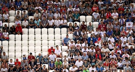 FIFA "đau đầu" tìm hiểu lượng ghế trống liên tục xuất hiện tại World Cup 2018
