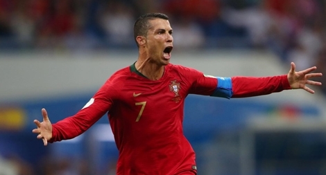 Khát khao chiến thắng, PSG sẵn sàng chi khủng để có Ronaldo