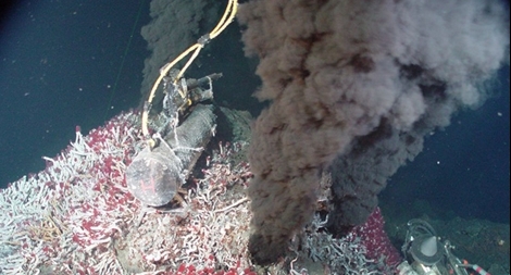 NASA lặn sâu trong giếng nóng khủng khiếp để… tìm người ngoài hành tinh