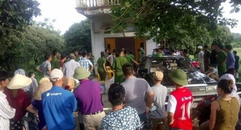 Khống chế đối tượng ma túy lao xe vào Công an