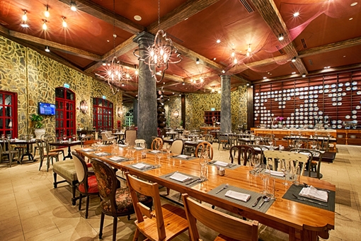 Khách sạn 4 sao hàng đầu Việt Nam - Mercure Danang French Village Bana Hills