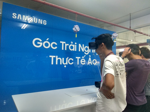 “Góc sẻ chia” làm ấm lòng sinh viên nghèo