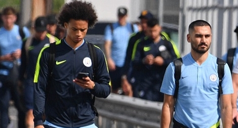 ManCity lặng lẽ hành quân tới London