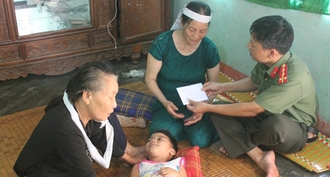 Những đứa trẻ mồ côi ở làng Lương Điền