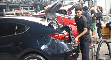 Công ty Sông Hồng đáp ứng mọi nhu cầu về xe hơi của bạn