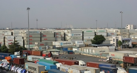 Hàng ngàn container “kẹt” cảng, doanh nghiệp ngành nhựa điêu đứng