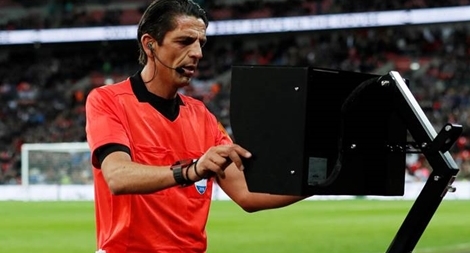 Champions League sẽ áp dụng công nghệ VAR?