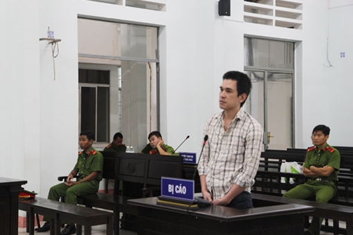 Giết vợ vì dám đánh con